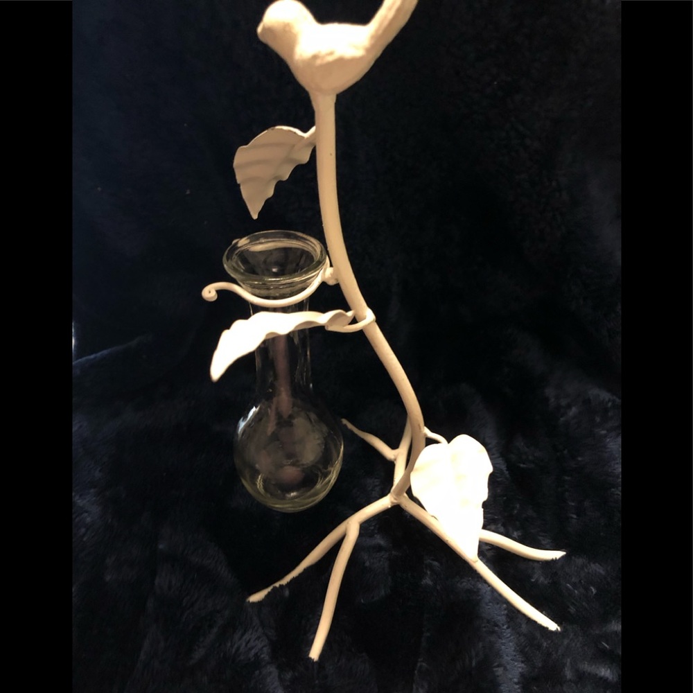 Vase holder